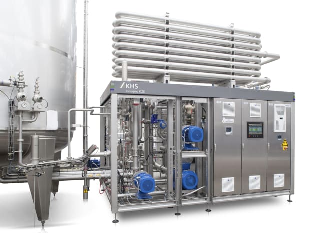 Flow measurement on a flash pasteuriser