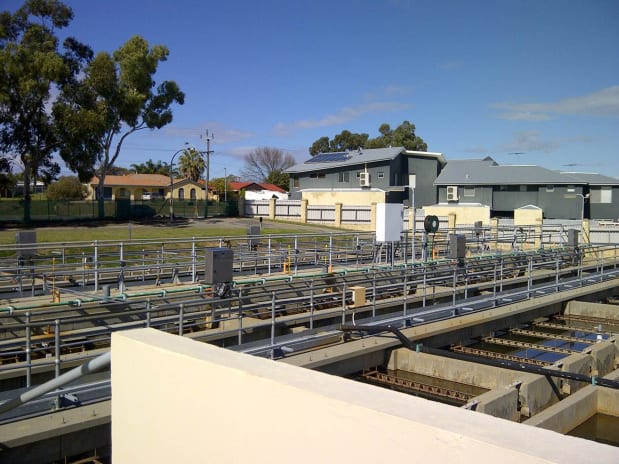 Measuring the sludge blanket in a groundwater treatment plant