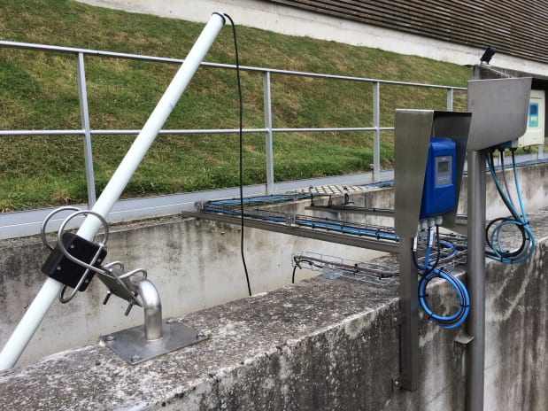 Turbidity measurement in the effluent channel