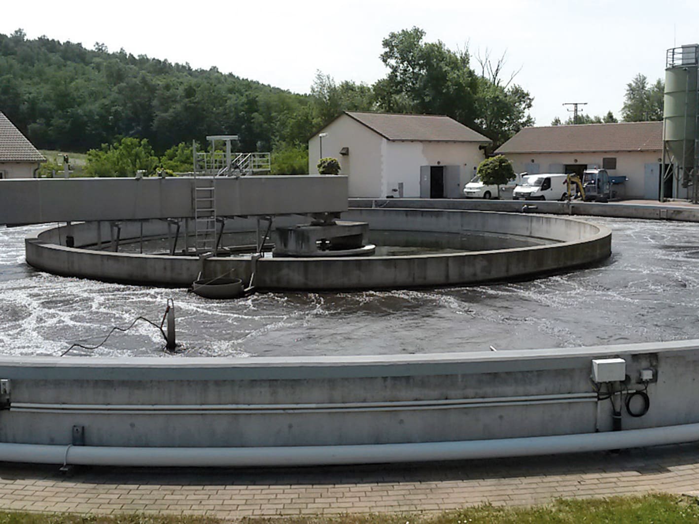 Measuring ORP in the aeration basin of a wastewater treatment plant Krohne  Applications