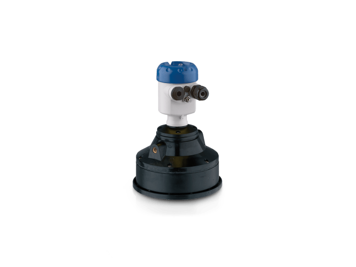 Ultrasonic level transmitter OPTISOUND 3030 C – Version with swivelling holder