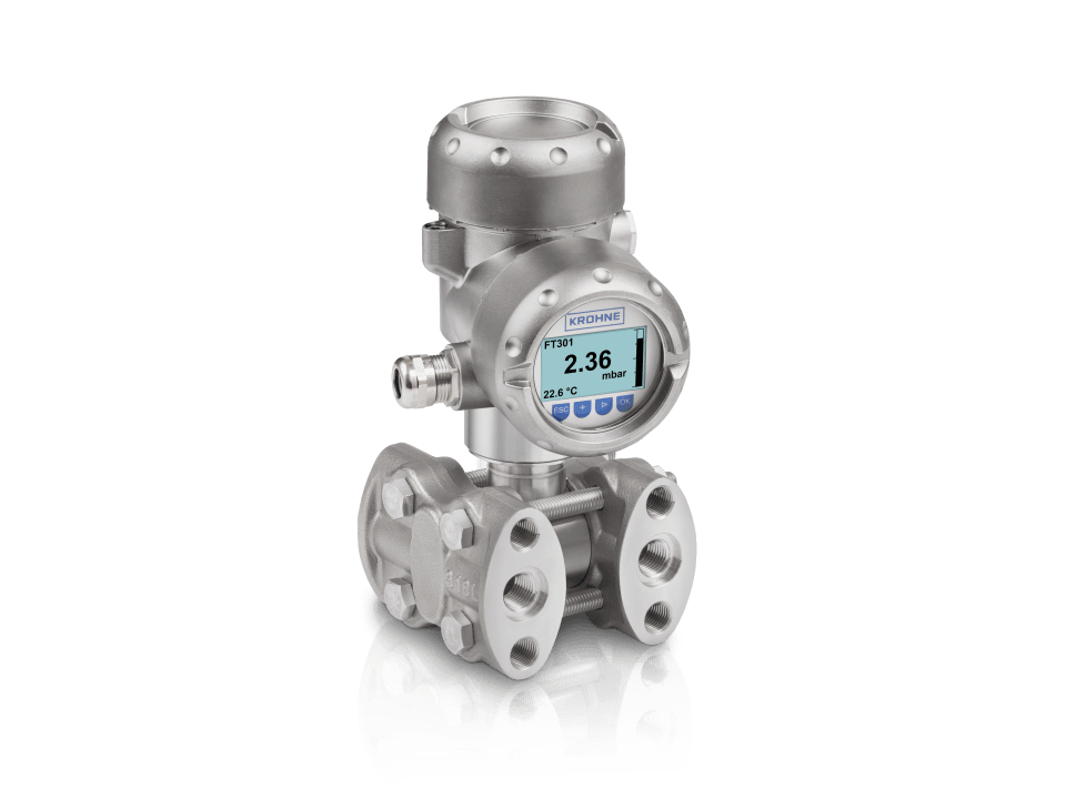 Process transmitter for differential pressure, density, flow, level