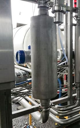 Flow measurement at raw
milk reception with the
OPTIMASS 1400 