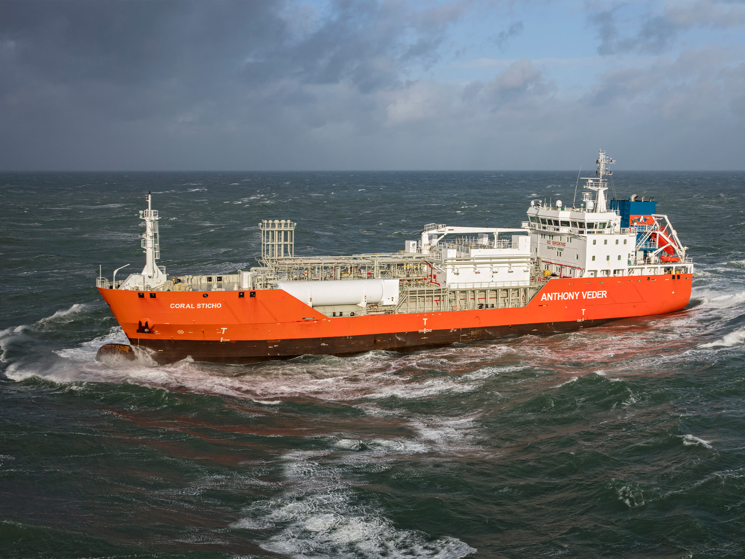 Fuel consumption monitoring and reporting on LPG tankers