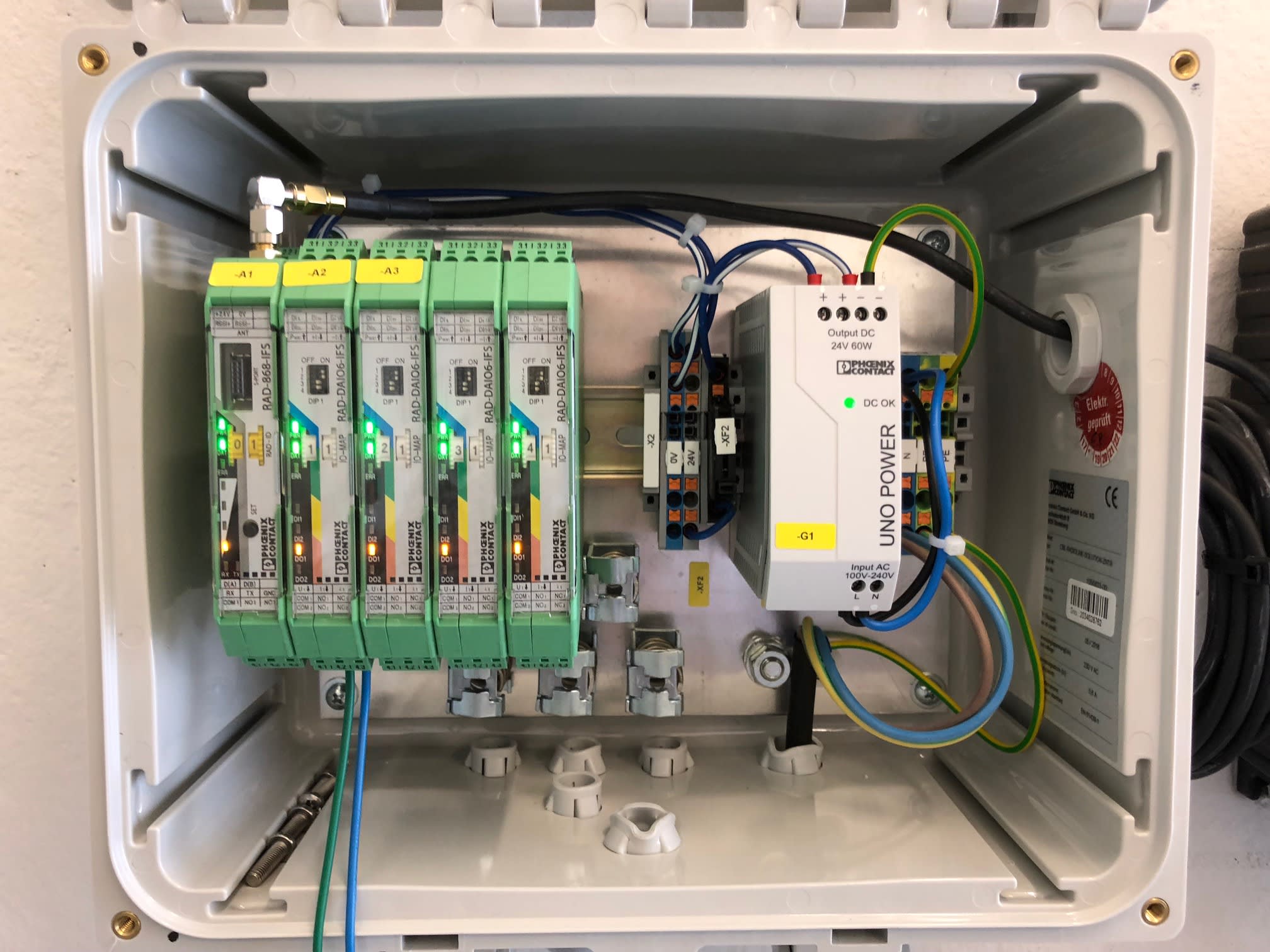 Radioline Empfangseinheit („Zentrale“)