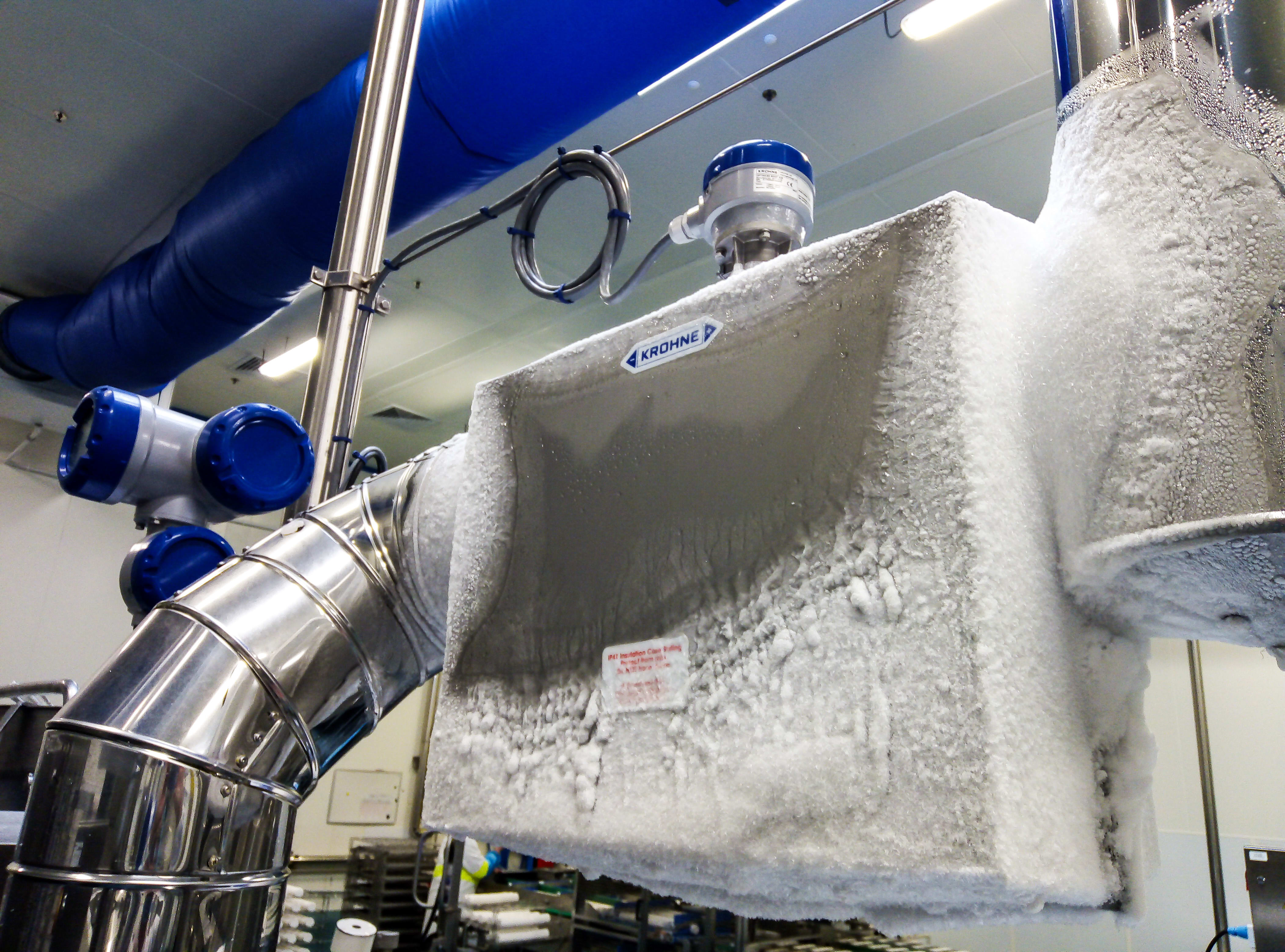 Mass flow measurement of liquid nitrogen for tunnel freezers with the OPTIMASS 6400 F close up