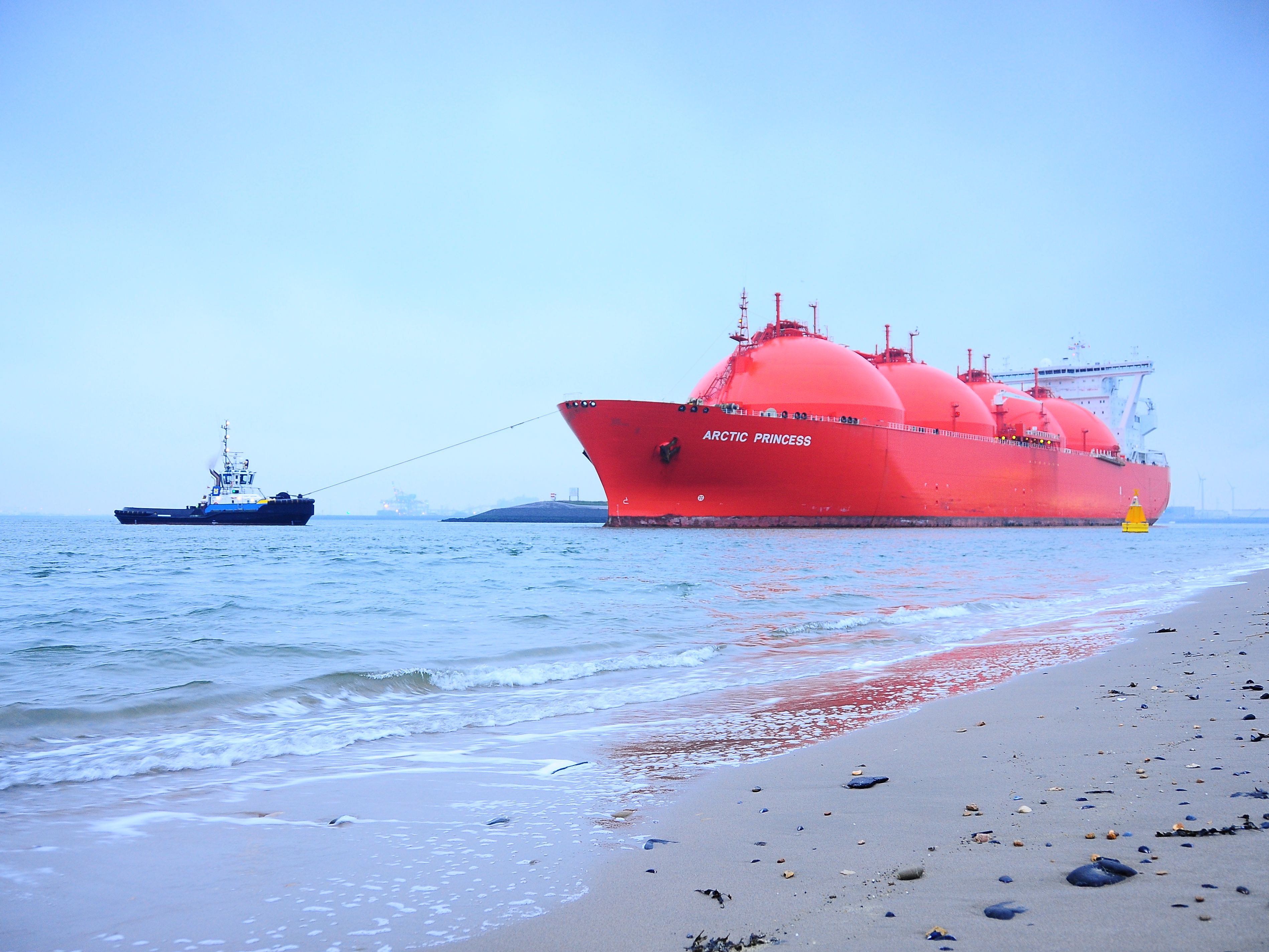 Gas carriers in the marine industry Red gas carrier